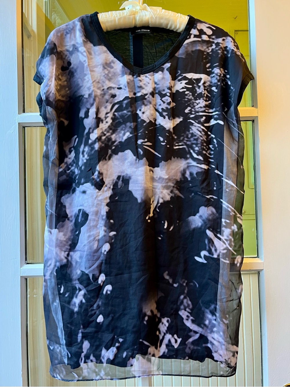 Cop.Copine Erine Tunic Top Black and White Abstract Waterfall Art Print Tee